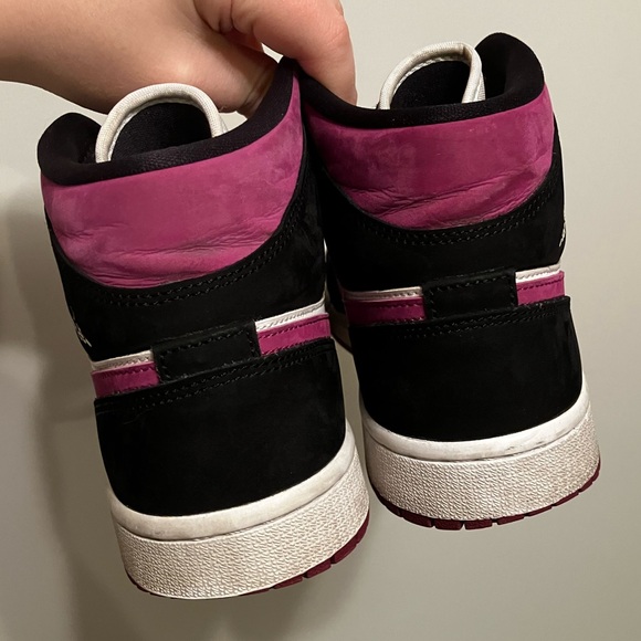 Nike Air Jordan 1 Mid 'Cactus Flower' Magenta BQ6472-005 Women's size 8 - Picture 3 of 6